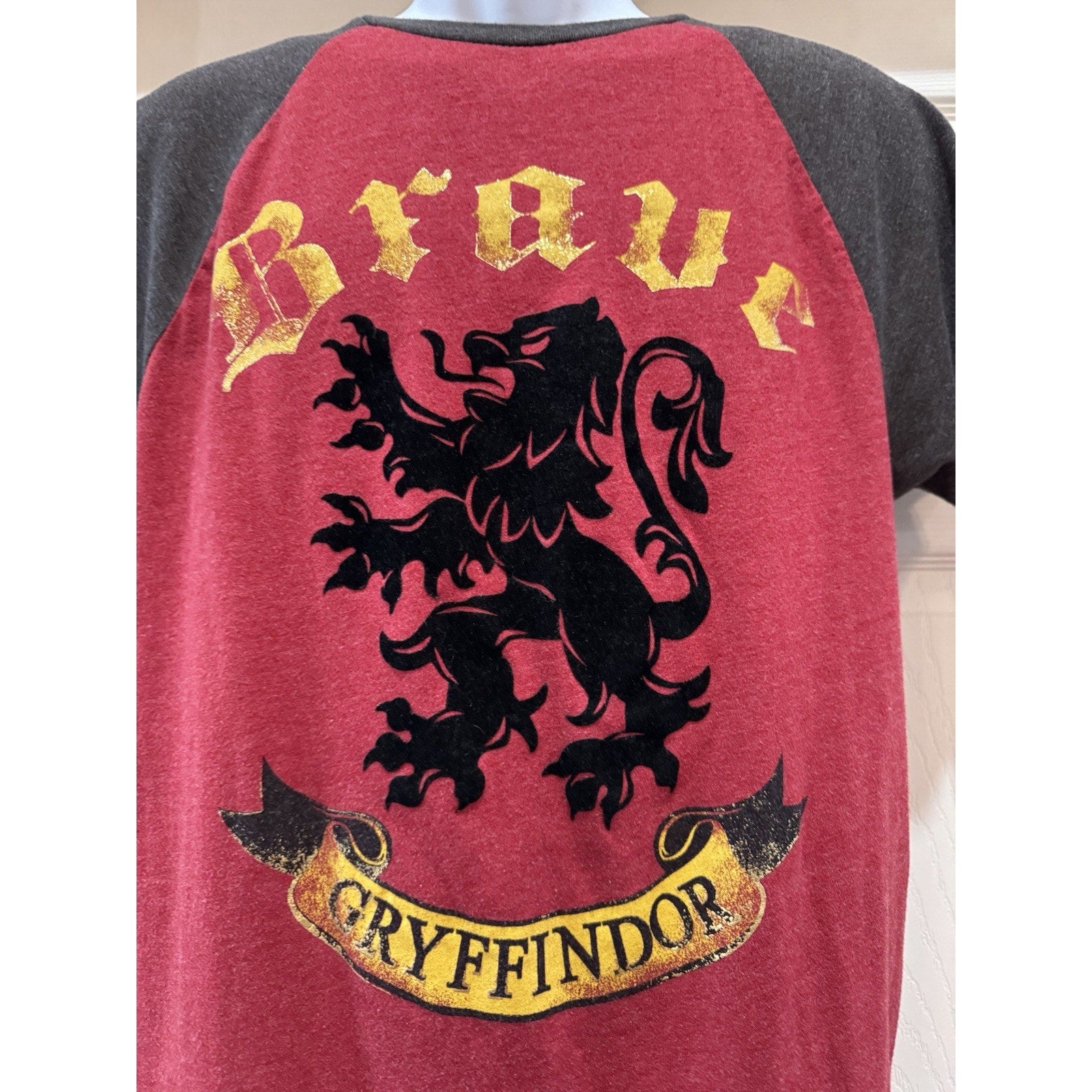 Brave Gryffindor Harry Potter Universal Studios The Wizarding World Men Sz M