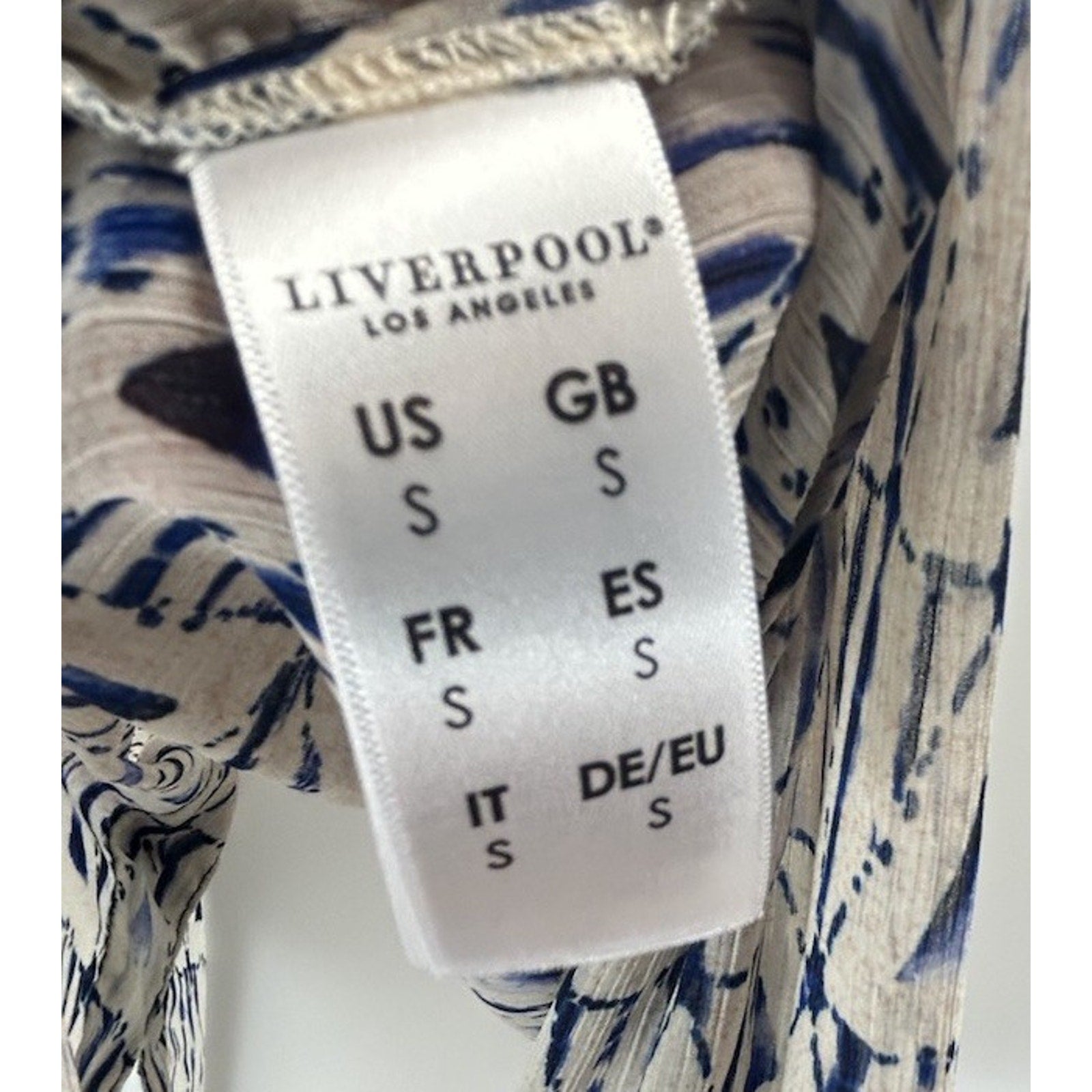 Liverpool Los Angeles Button Front Collared Blouse Grecian Tile Size SMALL.