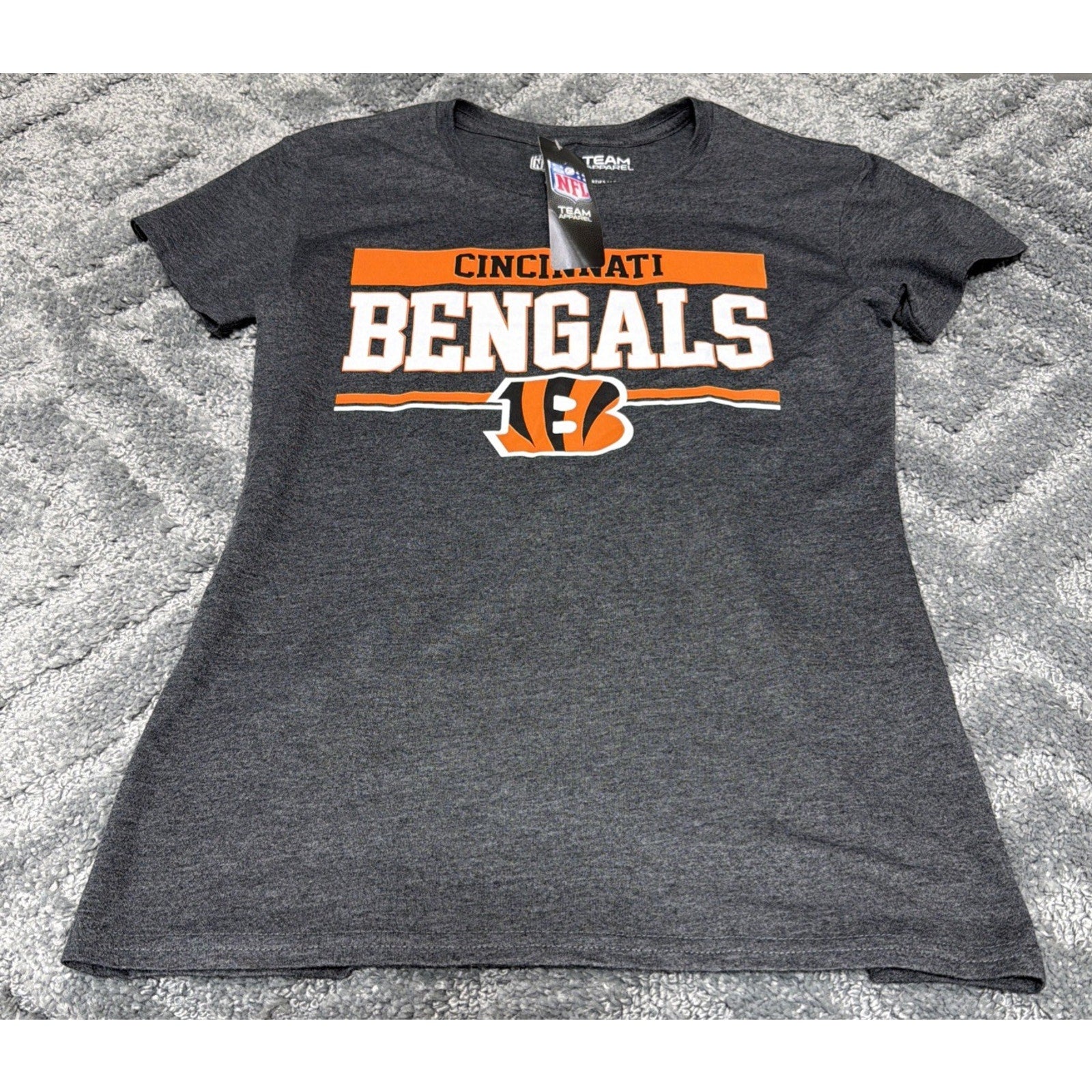 Cincinnati Bengals NFL Team Apparel Grey NFL T-shirt Women’s Size Small New