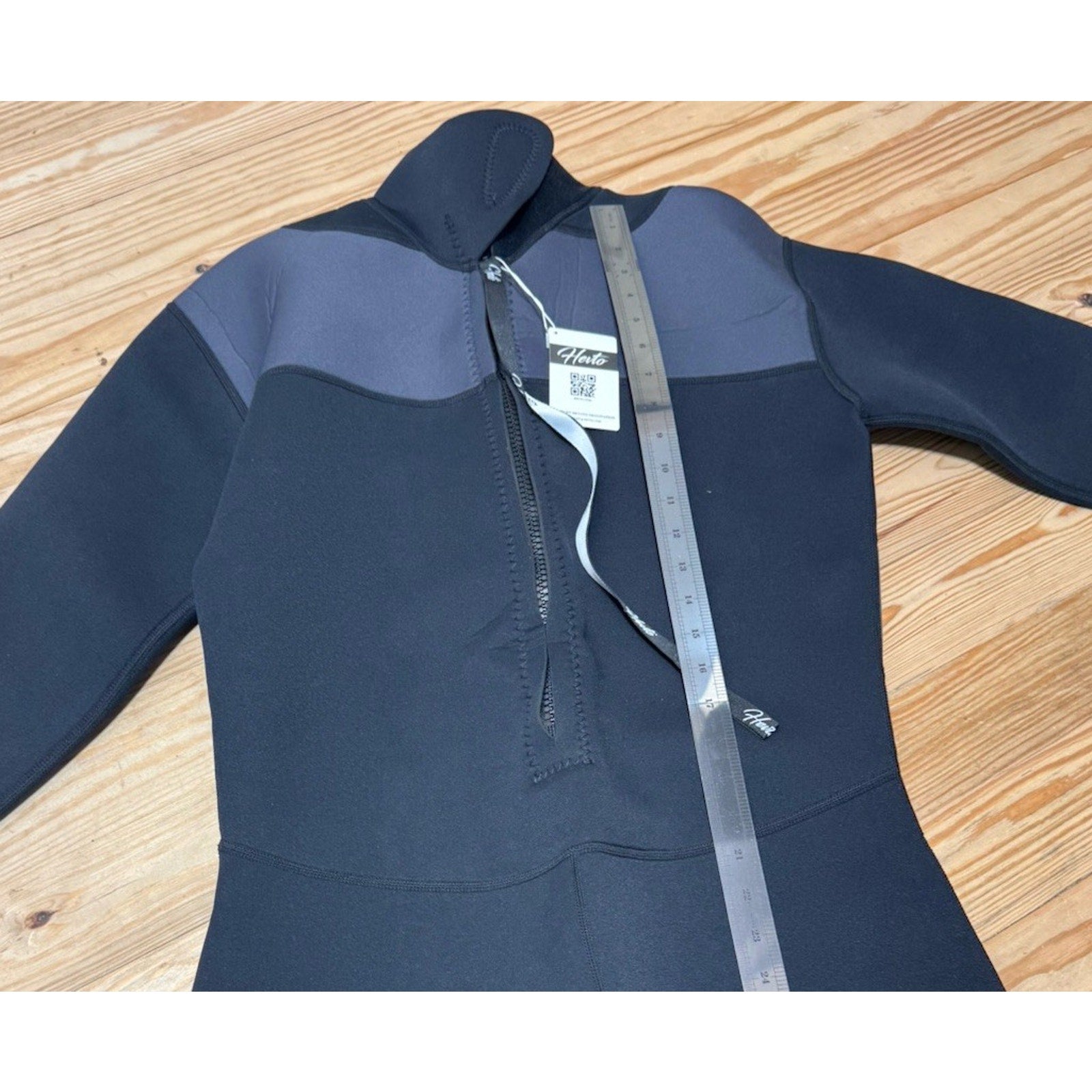 Hevto Neoprene Wetsuit CLY001 New With Tags Men Women’s Size M3