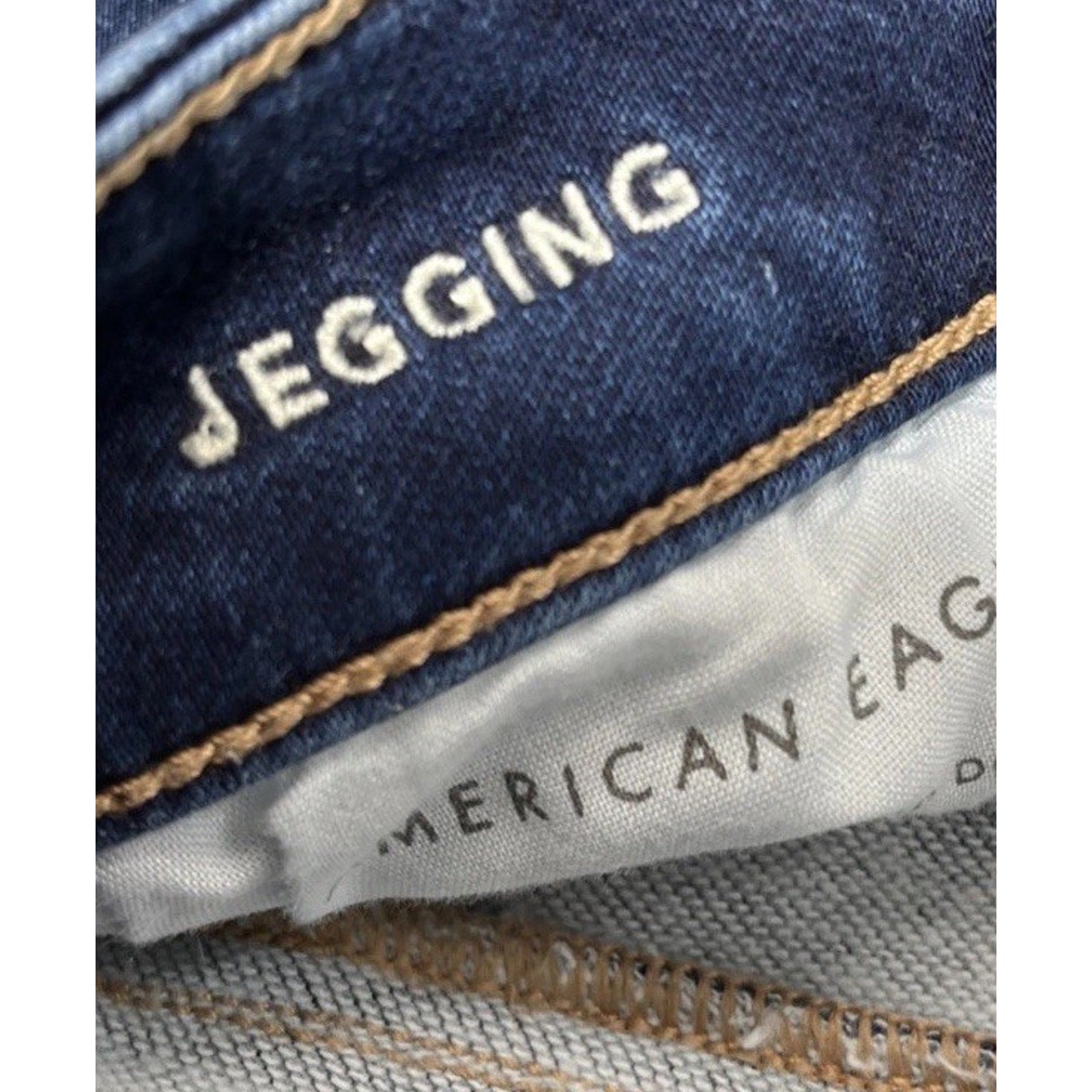 AMERICAN EAGLE COZY NEXT LEVEL STRETCH JEGGING JEANS SIZE 0 SHORT