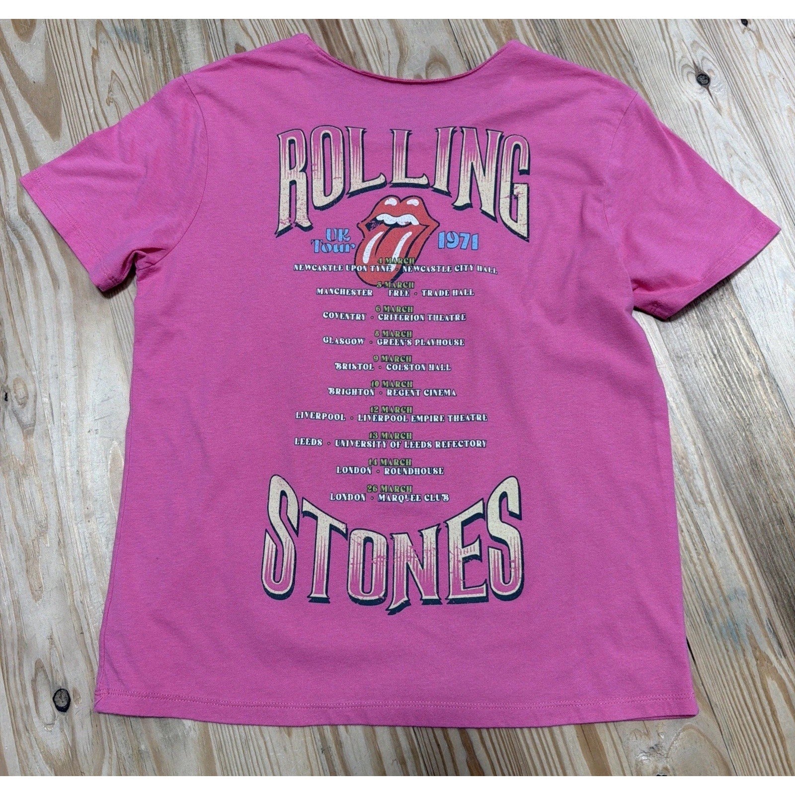 Rolling Stones Shirt Womens Small Pink Hot Lips 1971 Tour Short Sleeve Ladies