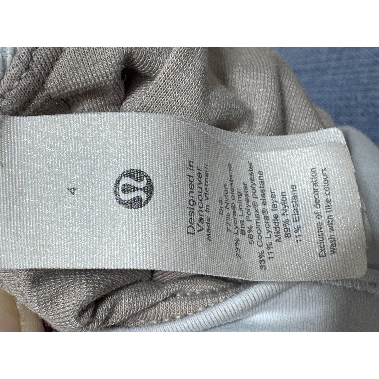 Lululemon Energy Longline Bra Light Gray Medium Support A Cups Women’s 4