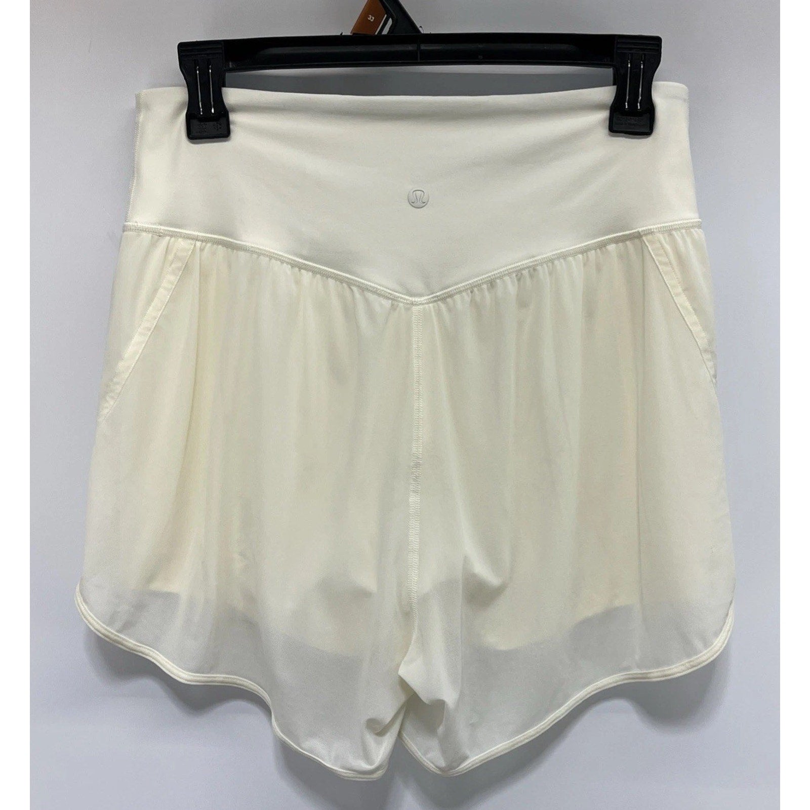 Lululemon Nulu and Mesh High-Rise Yoga Short 3.5" Shorts Ivory Cream Size 8