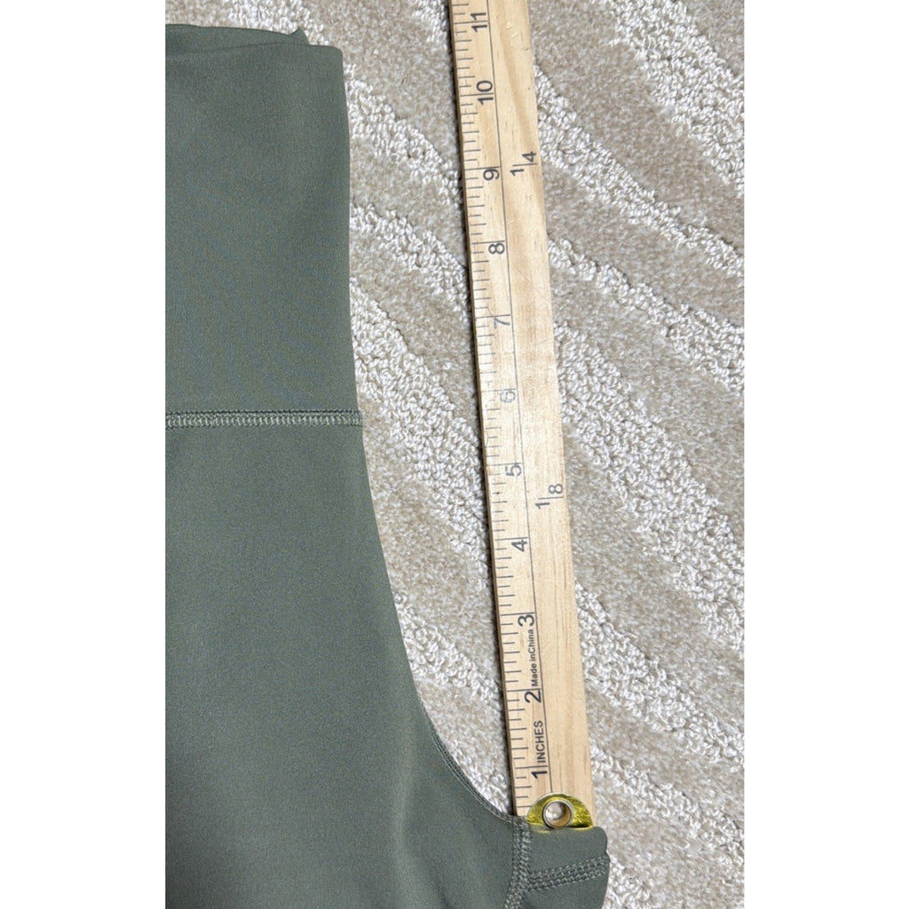 Yogalicious Lux sz M Biker Compression Workout Shorts green women