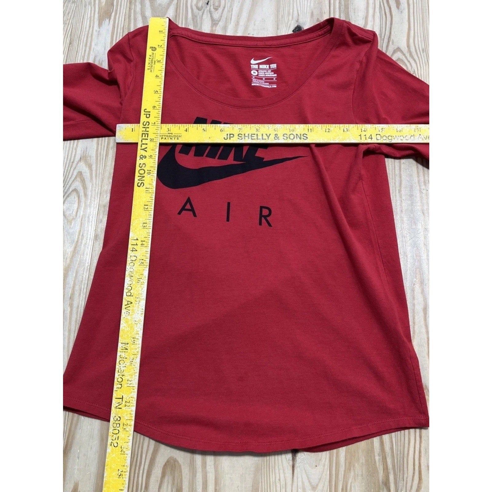 The Nike Tee Red Athletic Cut long sleeve Shirt Women's Medium Nike Air