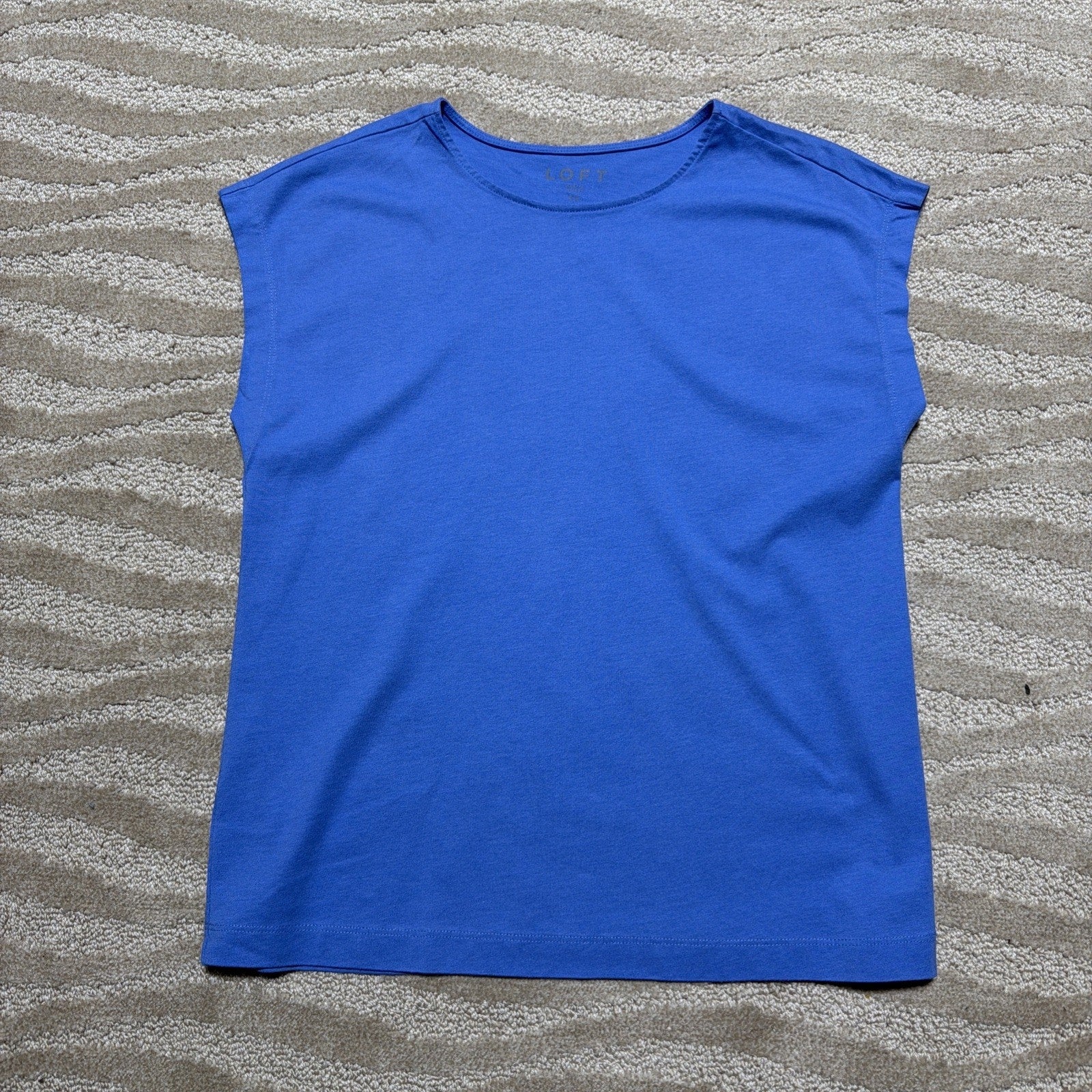 LOFT-Modern Wedge Tee-Size XS Blue