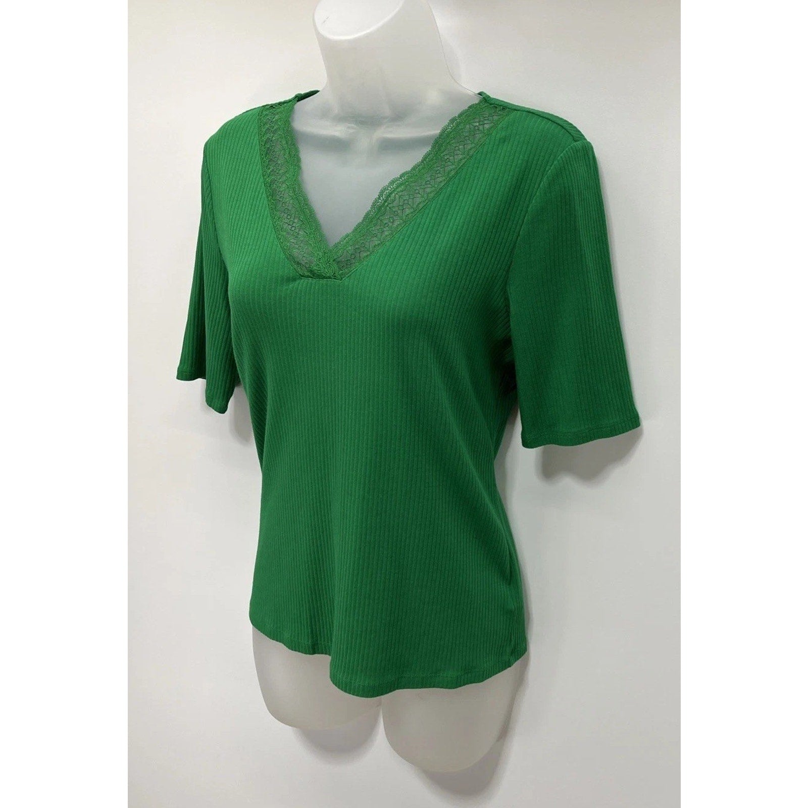 TALBOTS Lace Trim V-Neck Tee Women's M Stretch Cotton Blend Green