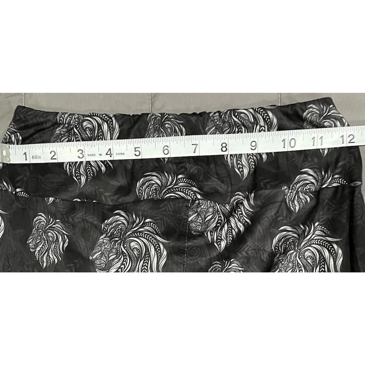 Black Lion Art Deco Print Black White Leggings Size Small 92% Poly 8% Spandex