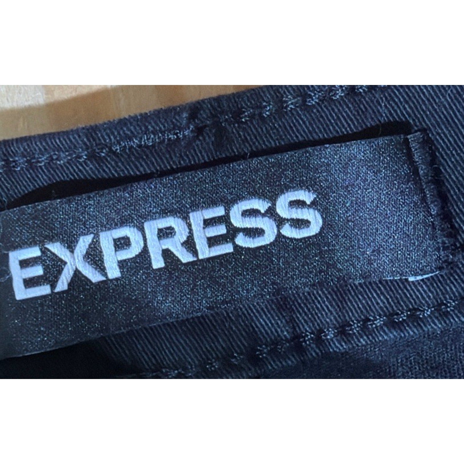 Express Black Women's Super High Rise Straight Leg Jeans Stretch size 12 NWOT