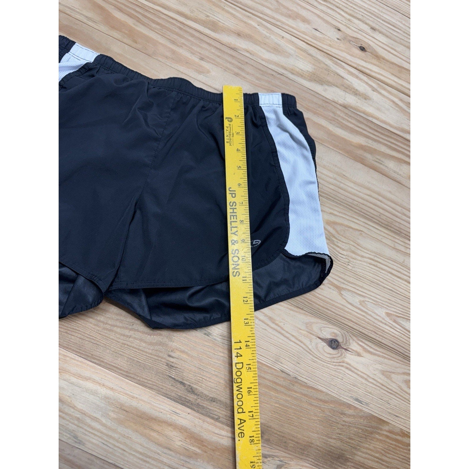 Champion Women’s Running Shorts in Black with White Stripe Sz S