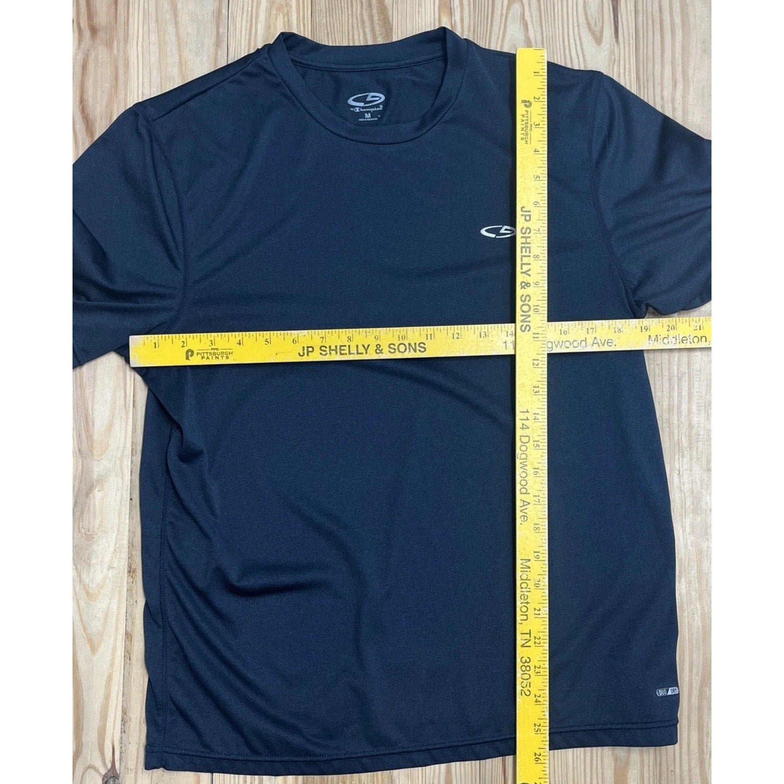 Champion Men’s Duo Dry Short Sleeve Shirt Size Medium