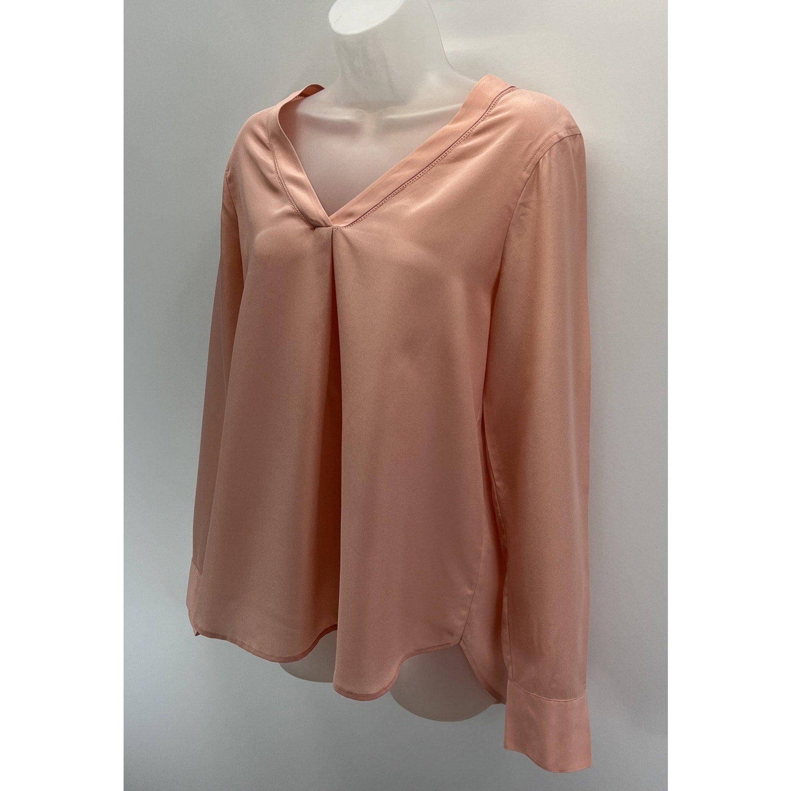 J.Crew Long Sleeve M Drapey V-Neck Top Size Medium