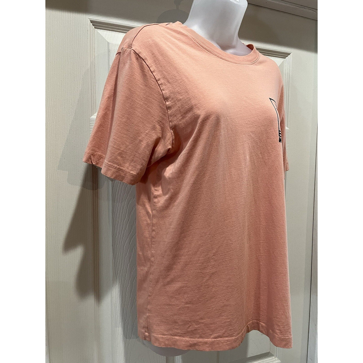 L.O.G.G. Label of Graded Goods H&M Women's S Coral Waikiki Beach Hawaii T-Shirt