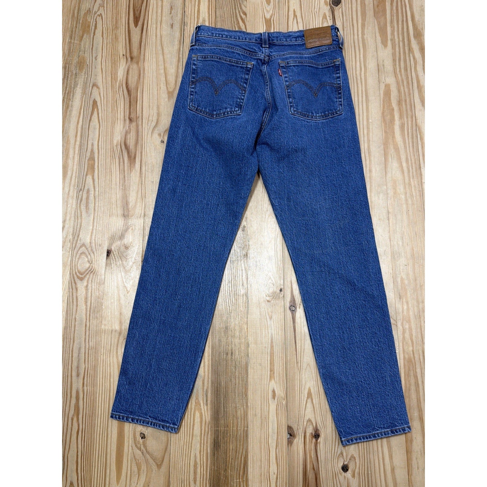 Levi’s Women’s Wedgie Premium Big E Medium Blue Button Fly Jeans Size 27