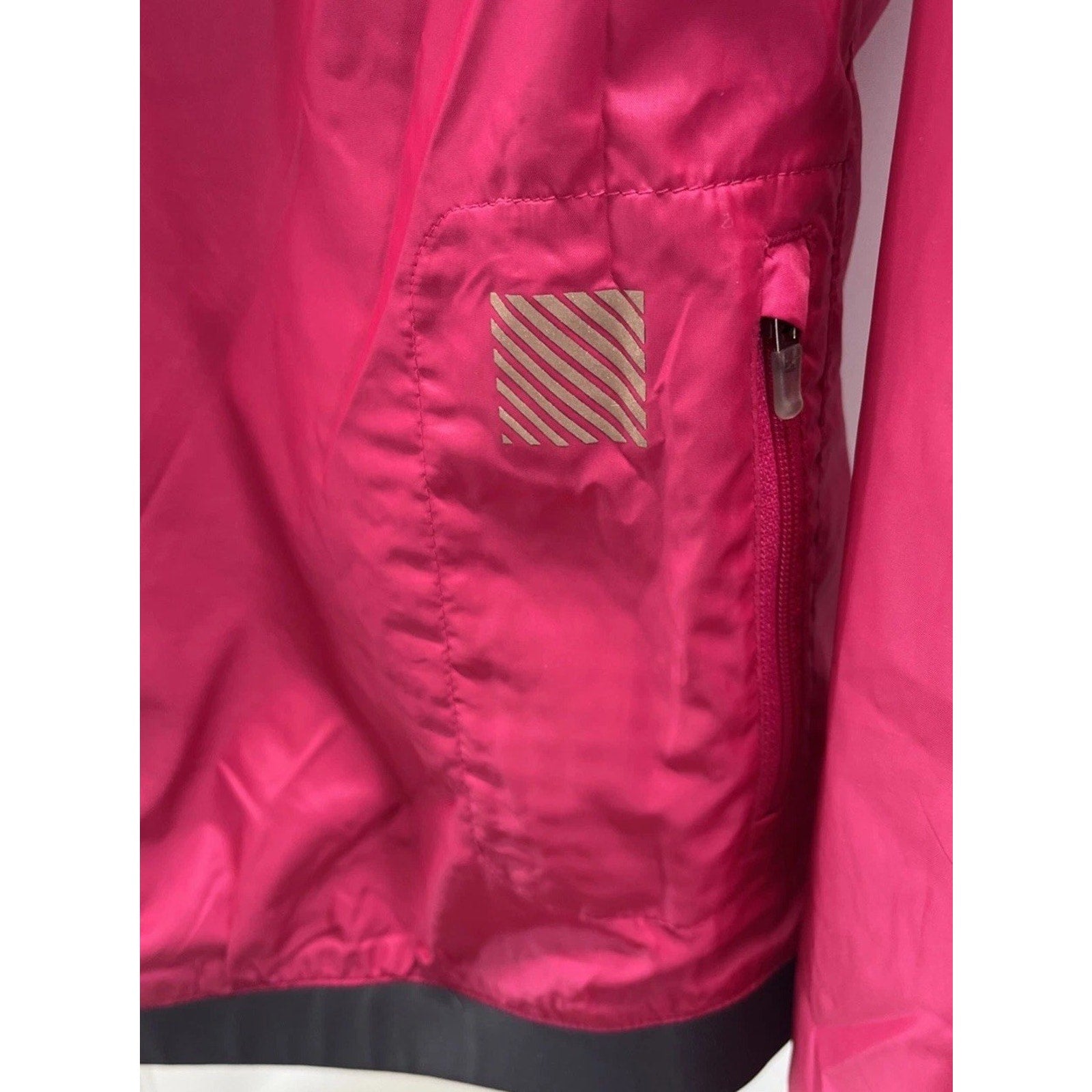 Nike Dri-FIT Womens L Pink Running Jacket Full Zip Reflective Lightweight 520336