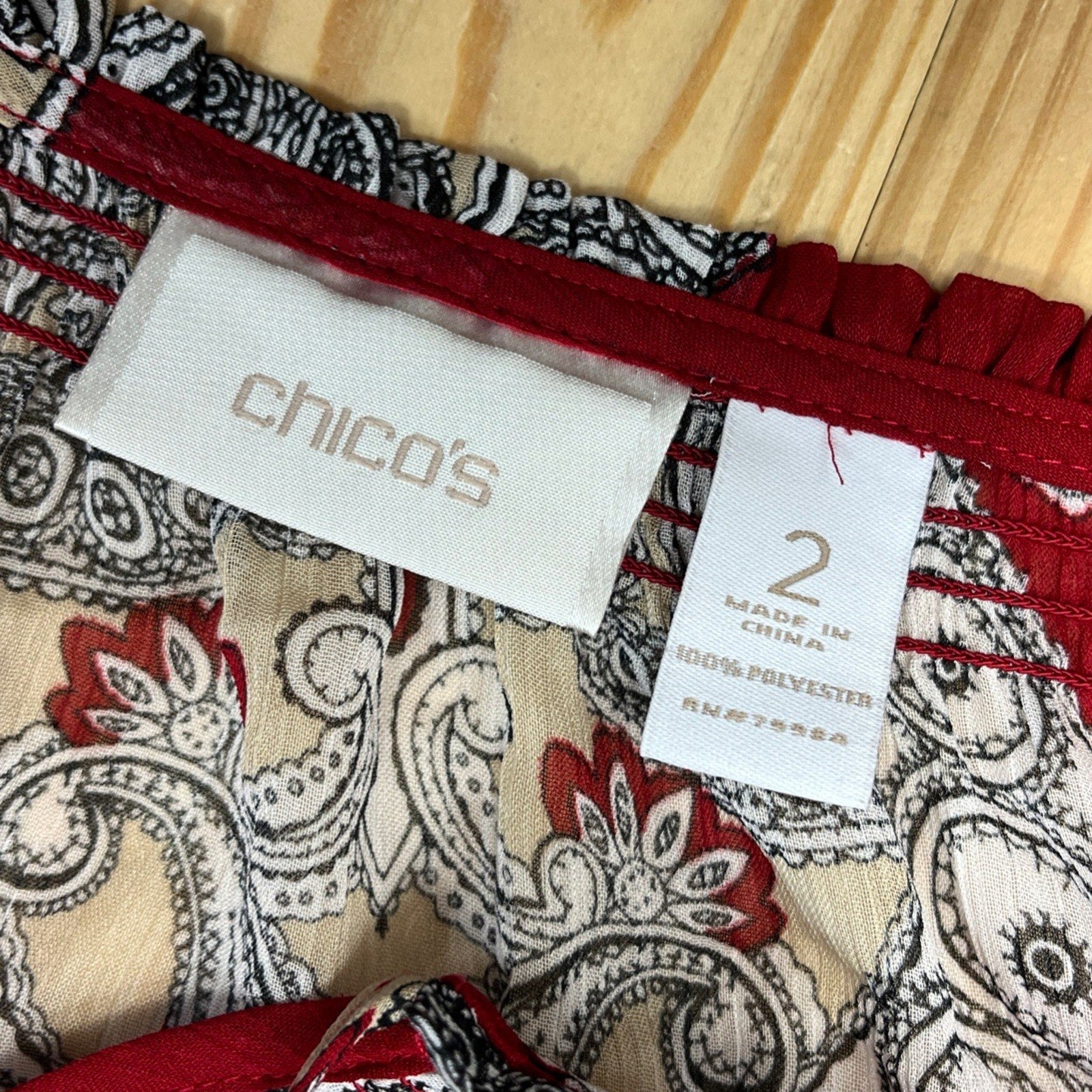 CHICO's 2 Womens L Blouse Shirt Burgundy Black Tan Paisley Print V Neck