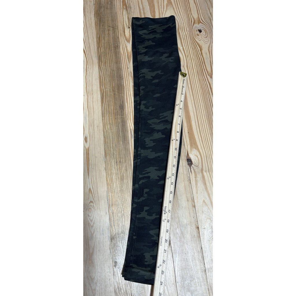Spanx Look At Me Now Seamless Leggings Green Camo Camouflage Womens Sz S