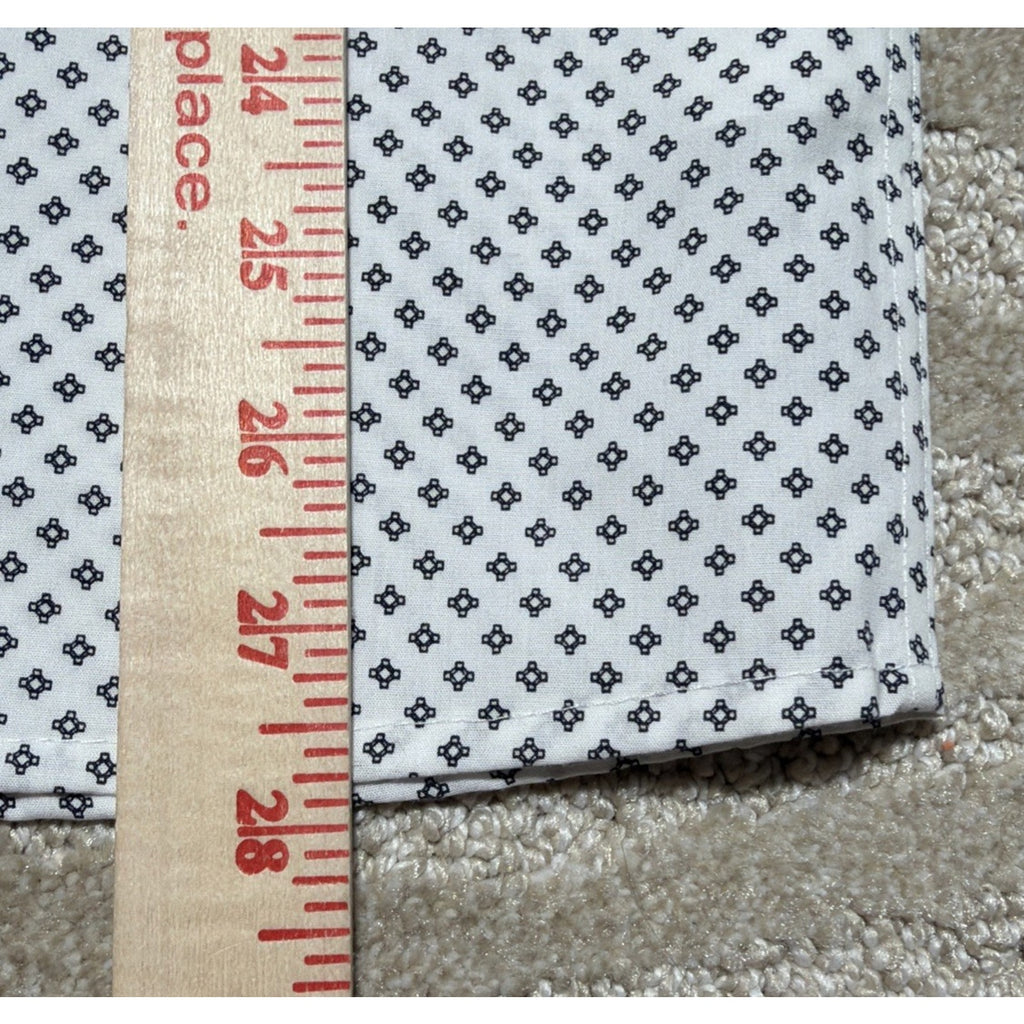 Banana Republic Standard-Fit Non-Iron Dress Shirt in White Blue Dot Size L NWOT
