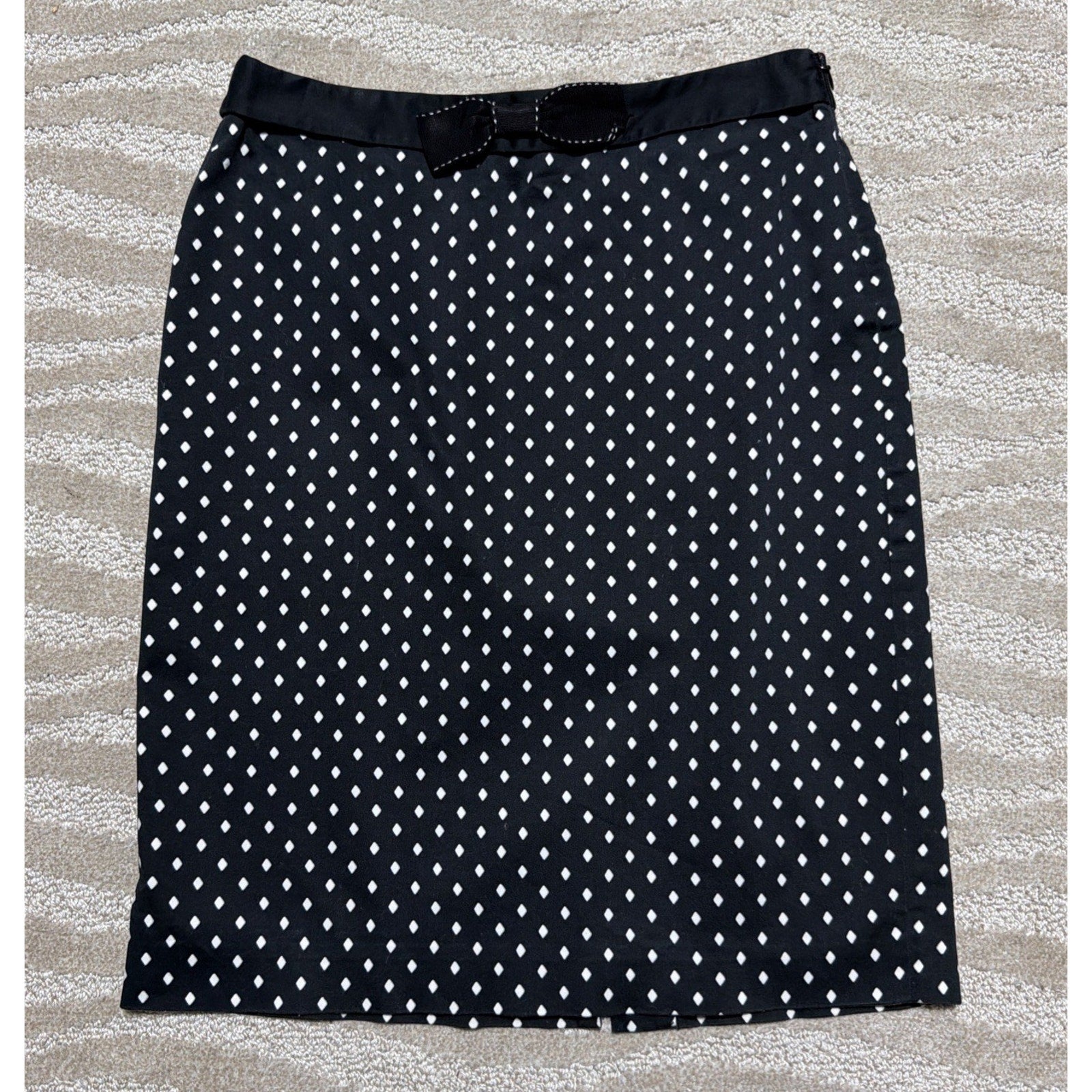 White House Black Market Black White Diamond Pattern Lined Pencil Skirt Size 2