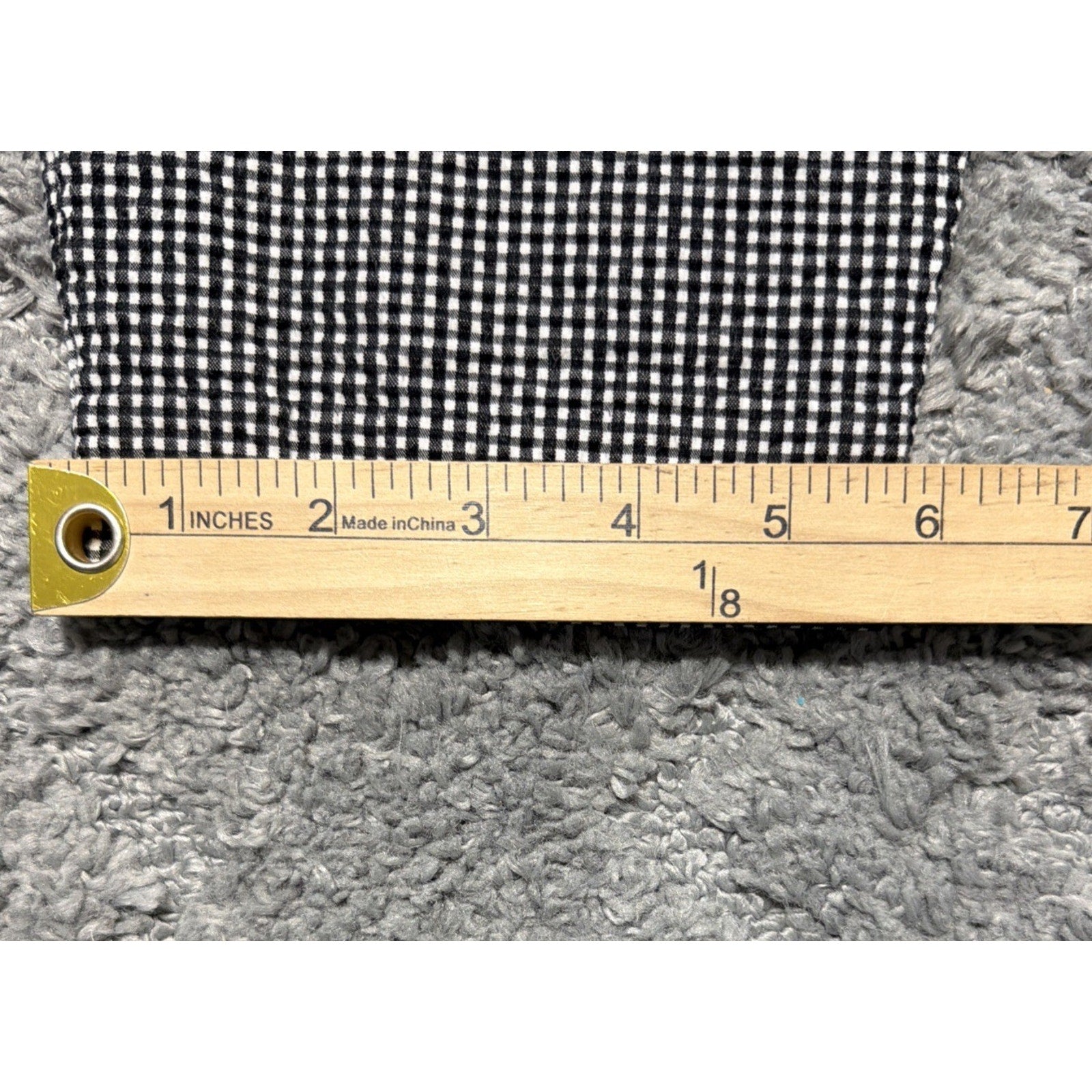 G.H. BASS & Co. ladies black/white seersucker gingham Ladies Ankle Pant Size 10