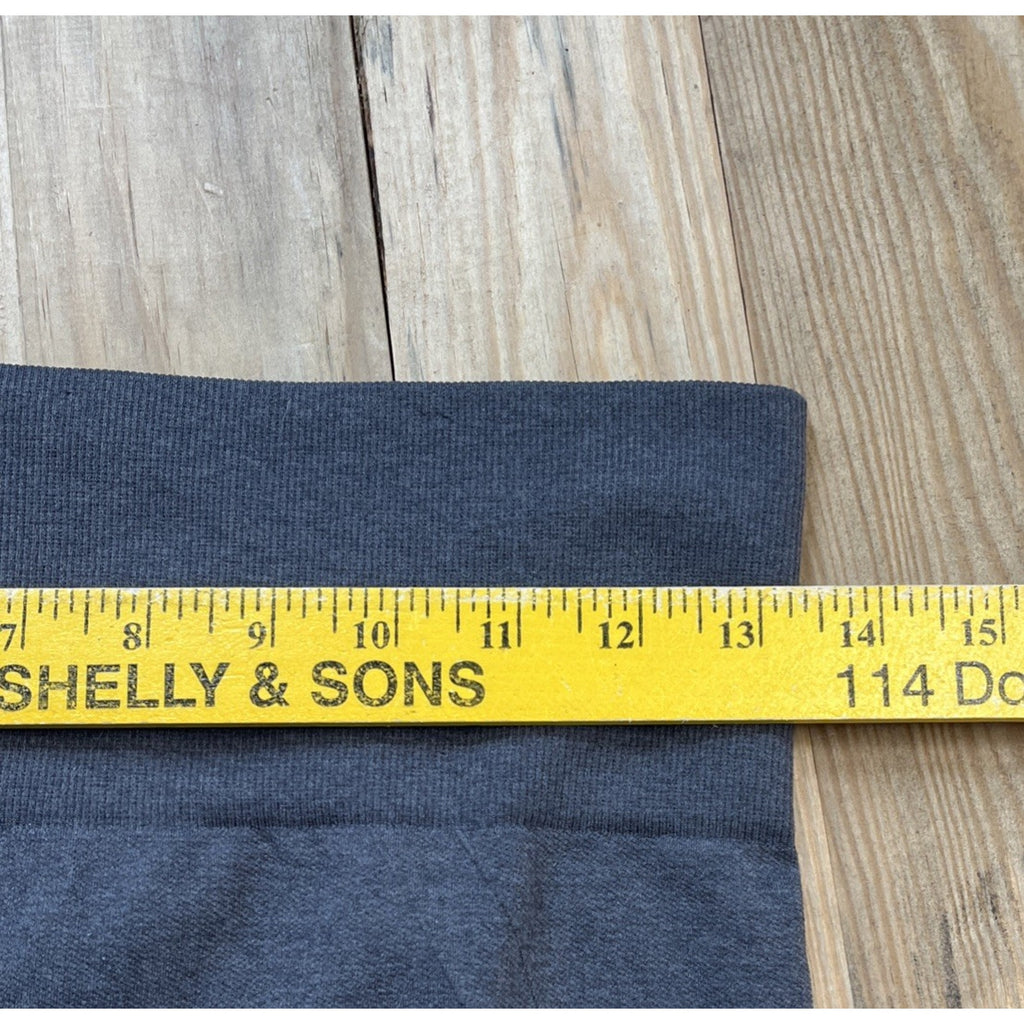 Lululemon Ebb And Flow Capri Yoga Leggings Activewear Scrunched Designs Size 4