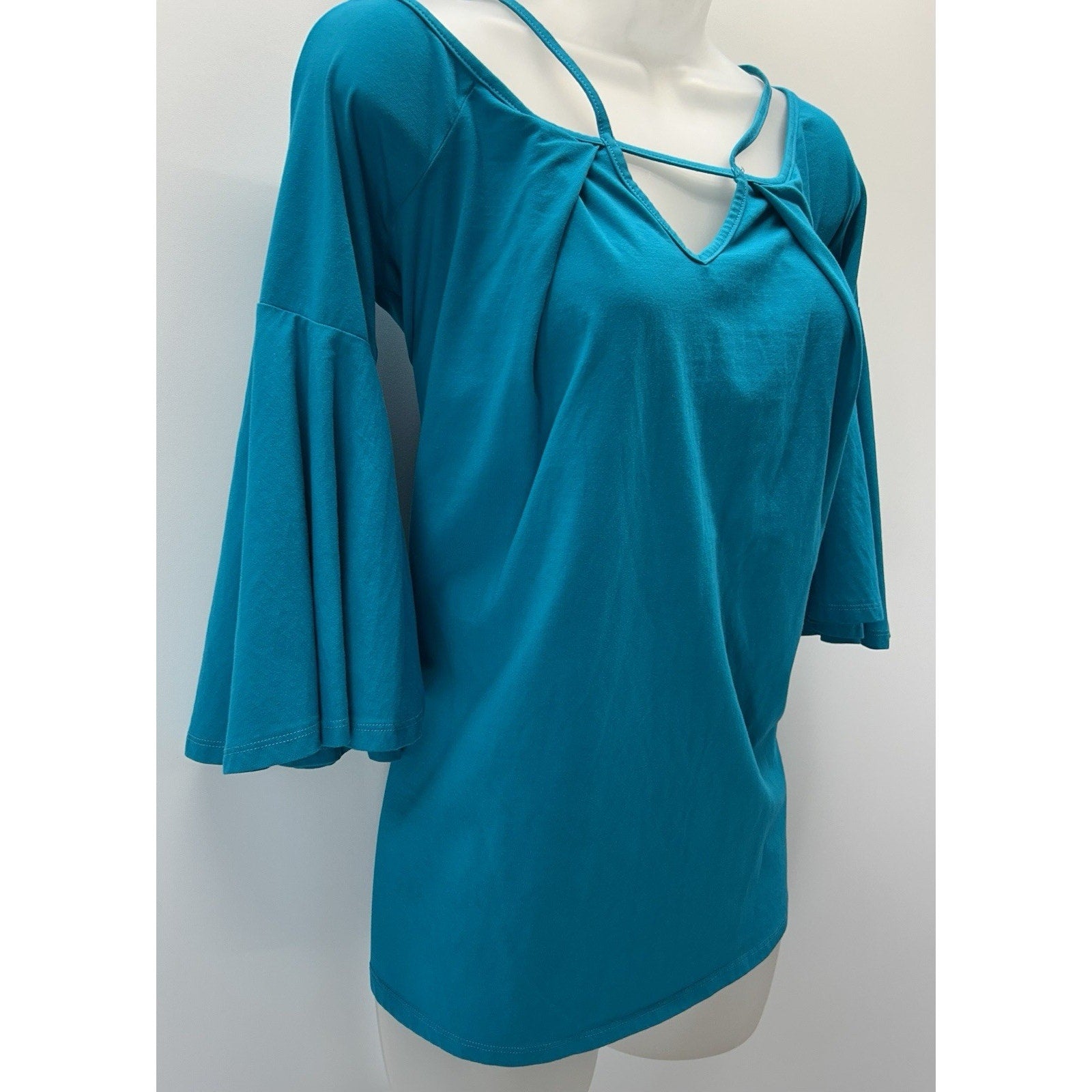 Umgee Mixed Media Boho Blouse Bell Sleeve Size Small Green.