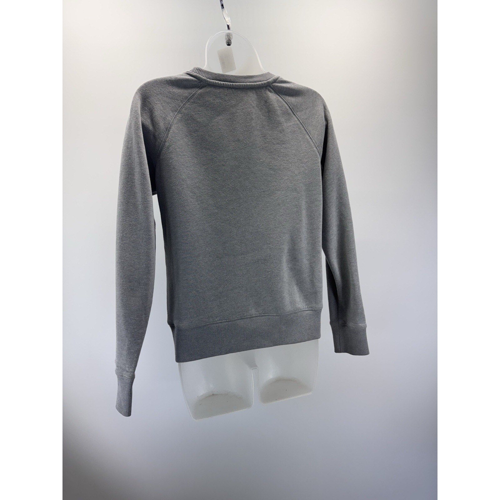 Under Armour Sweatshirt Women’s Small Grey Cold Gear Gray Pullover Pocket